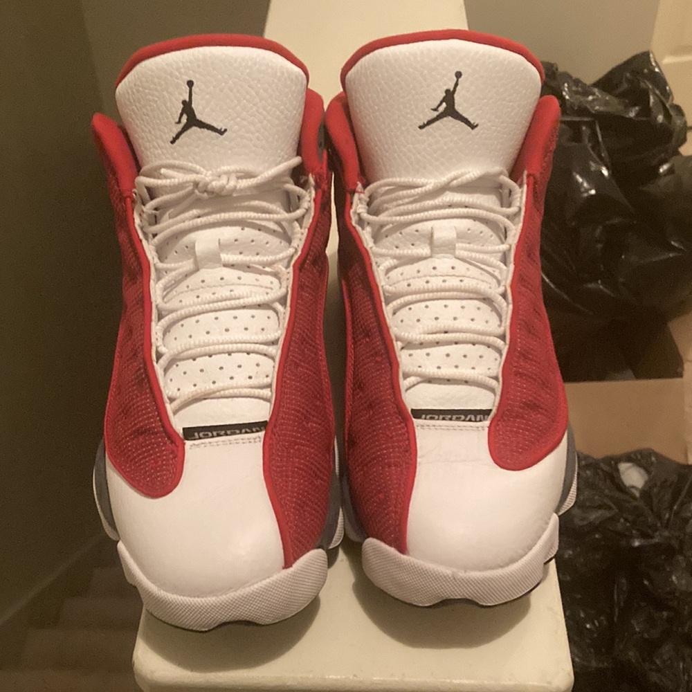 AIR JORDAN 13 RETRO - Picture 9 of 15